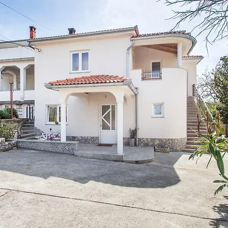 Διαμέρισμα Ana *